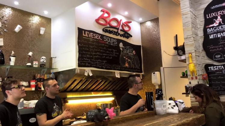 18274793_10155330124507710_99992135728952357_n