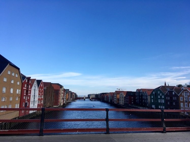 6F9A7251-03E3-4A20-B8E8-C8A4630D35D3